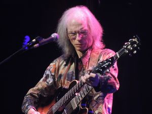 비컨 극장(2013년)