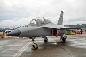 2024년 주하이 에어쇼의 훙두 JL-10