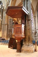 링컨 대성당의 벤슨 기념 설교단