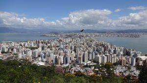 플로리아노폴리스