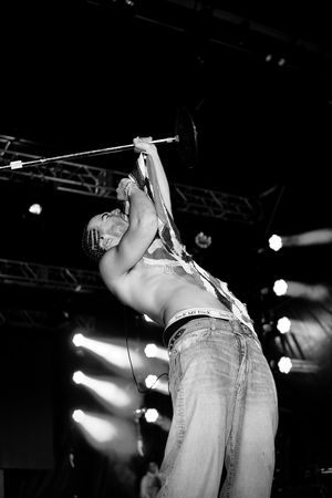 2023년 공연 중인 24kGoldn