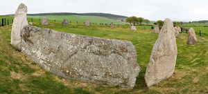 이스터 아쿠호르티스의 환상열석(recumbent stone circle) 인버루리, 애버딘셔, 스코틀랜드 인근