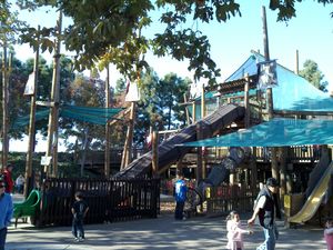 더 하이드어웨이즈