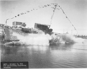 1943년 앨라배마주 치카소의 걸프 조선소에서 진수된 기뢰 탐색함 피벗