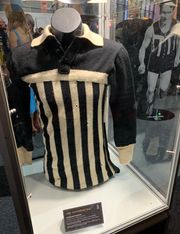 포스 윌리엄스가 1950년대 중후반에 착용한 포트 애들레이드 저지