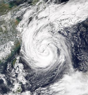 태풍 사오마이가 9월 12일 오키나와에 접근하는 모습