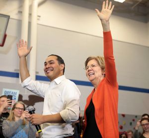 2020년 1월 2일, 아이오와주 마셜타운에서 엘리자베스 워렌의 대선 캠페인과 함께하는 카스트로