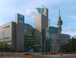 1993년부터 2016년까지 Yle의 이전 본사였던 파실라의 이소 파야. 현재는 VR 그룹이 사용하고 있다.