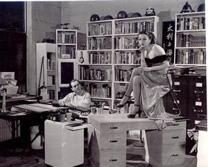 밀턴 캐니프와 오마트, 1947년