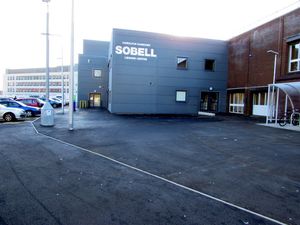 2015년 새로 재개발된 애버데어의 소벨 레저 센터