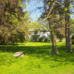 Rothwell House, 1835와 기념비