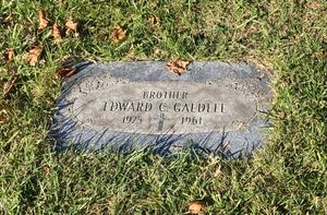 개델의 묘, 세인트 메리 가톨릭 묘지