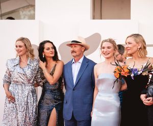 제79회 베니스 비엔날레에서 니나 호스, 노에미 메를랑, 토드 필드, 소피 카우어 & 케이트 블란쳇