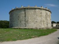 가에타에 있는 플랑쿠스 영묘