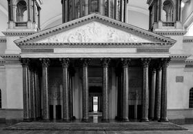 성당의 설계 모형, 1818–1821년, 몽페랑이 설계, 나무, 석고, 금속, 유화, 금박, 상트페테르부르크 미술 아카데미 소장