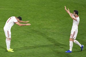 사르다르 아즈문과 메흐디 타레미