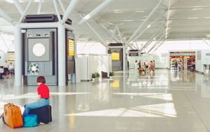 1992년 스탠스테드 공항 터미널 내부