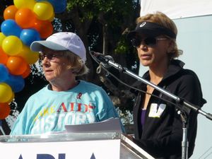 2009년 캐서린 조스틴과 펠리시티 허프먼