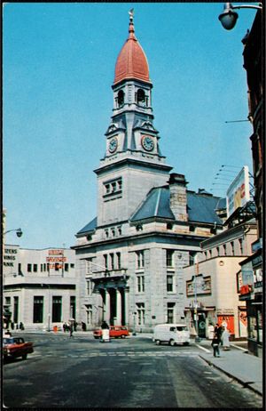 1962년 고속도로 195호선 건설로 철거된 옛 시청