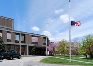 B.M.C. 듀피 고등학교