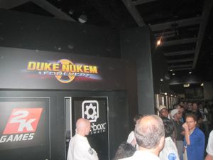 PAX Prime 2010의 Duke Nukem Forever 부스