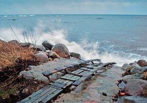 소형 보트용 오래된 단순 슬립웨이. 스웨덴 이스타드