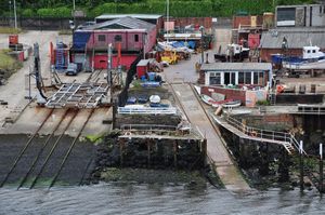 영국 타인 앤드 위어 사우스 쉴즈 항구의 슬립웨이.