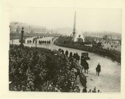 콩코르드 광장에서 우드로 윌슨 대통령을 환영하는 파리 시민들 (1918년 12월 16일)