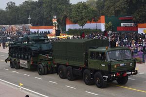 제73회 공화국의 날 기념식에서 퍼레이드하는 인도 센추리온 전차