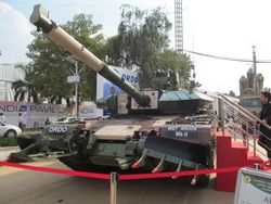국방 전시회 "Defexpo 2014", 아준 Mk-II 시제차