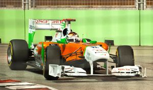 아드리안 수틸은 포스 인디아(Force India) 팀으로 9위를 기록했다.