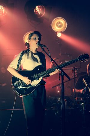 2014년 런던에서 공연하는 칼비