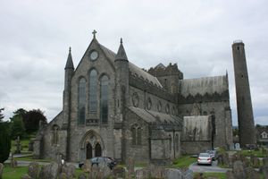 세인트 케니스 대성당, 의회 회원들이 미사를 드렸던 곳.