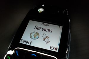 CSTN이 적용된 노키아 3510i 전화기