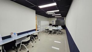 디자인 창작실. 인천산업정보학교.
