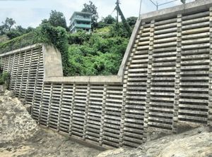 라 비아 섹터}}의 홍수 방지 시설