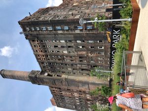 2018년 당시 주거 및 상업용으로 재개발 중이던 도미노 슈가 정제소 부지.