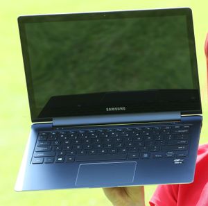 ATIV Book 9 Plus, 15인치