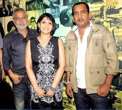 헤만트 판데이}}(2011년)