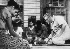 미후네 토시로가 60세 노인을 연기했다