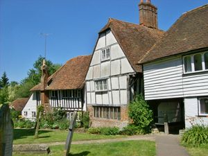 세인트 메리 미드 마을로 사용된 켄트 주의 스마르덴