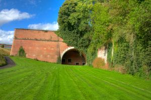 17세기 아라스 요새의 성채 측면에 있는 포대의 포안구
