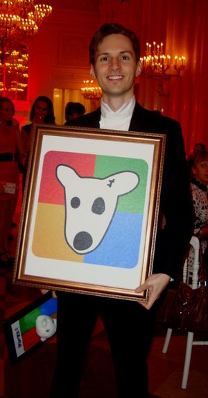 파벨 두로프, VKontakte의 창립자, 2010년 10월 10일 그의 26번째 생일에