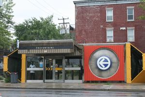 오슐라가 가 서쪽의 남행 버스 정류장