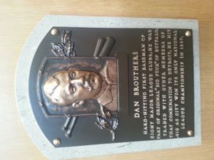 야구 명예의 전당(National Baseball Hall of Fame and Museum)의 브루더스 명판