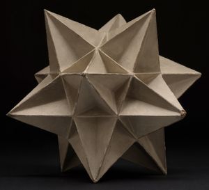 튀빙겐 대학교 (약 1860년)의 큰 이십면체의 판지 모형