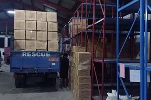 인도네시아 사회부의 물류 지원.