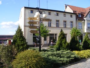 즈워투프 시내의 표지판에 있는 즈워투프의 자매 도시