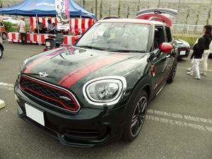 미니 컨트리맨JCW(전기형) 정측면