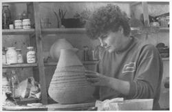 에바 디아즈 토레스 작업 모습